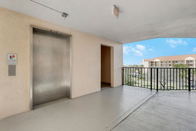 275 Palm Avenue A406, Jupiter, FL 33477