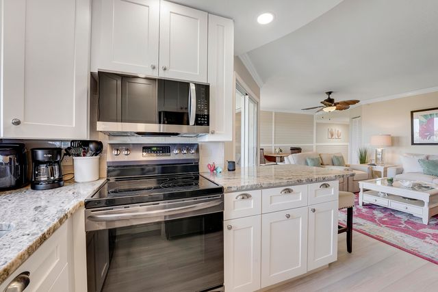 275 Palm Avenue A406, Jupiter, FL 33477