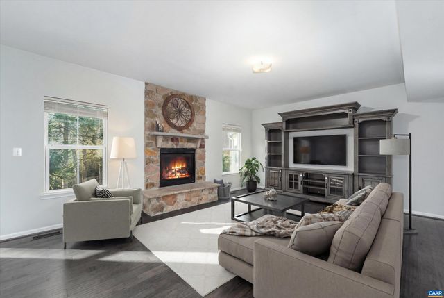 1578 BURGUNDY LN, Charlottesville, VA 22911