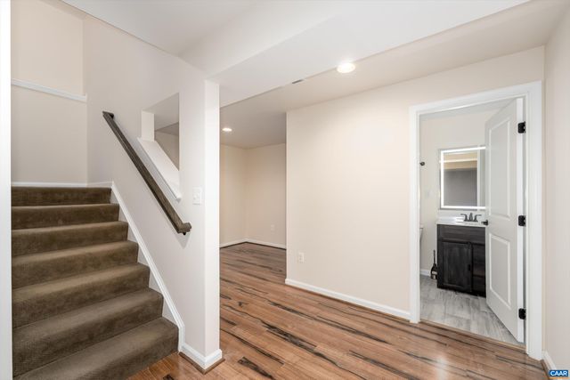 1578 BURGUNDY LN, Charlottesville, VA 22911