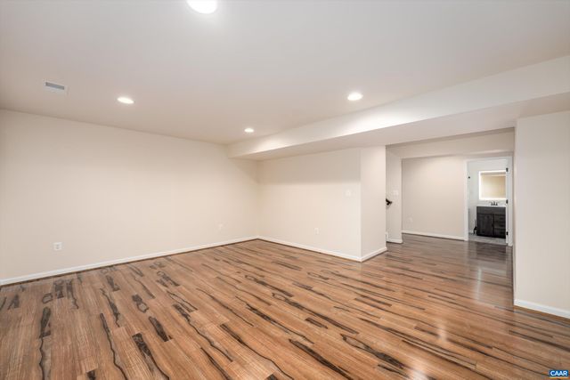 1578 BURGUNDY LN, Charlottesville, VA 22911