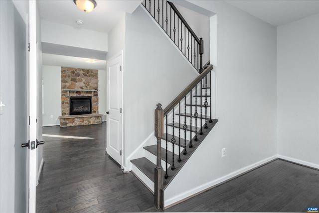 1578 BURGUNDY LN, Charlottesville, VA 22911