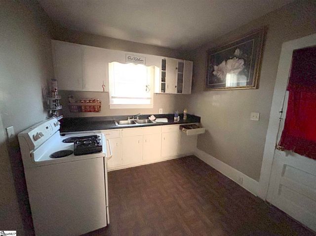 104 Snow Street, Greer, SC 29651