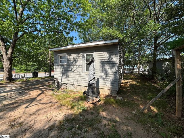 104 Snow Street, Greer, SC 29651
