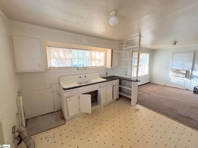 104 Snow Street, Greer, SC 29651