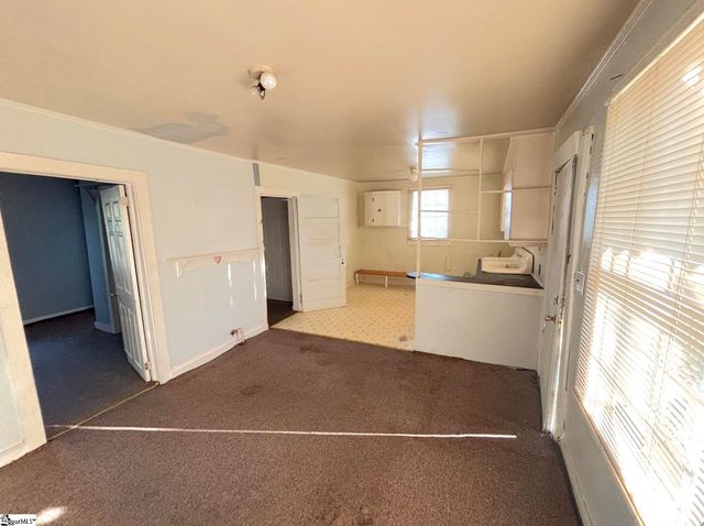 104 Snow Street, Greer, SC 29651