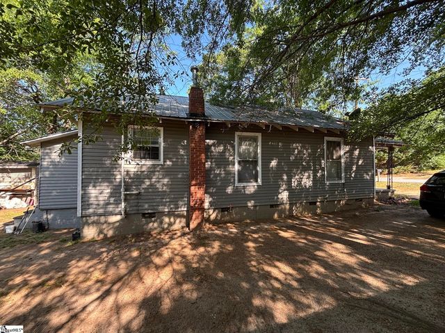 104 Snow Street, Greer, SC 29651