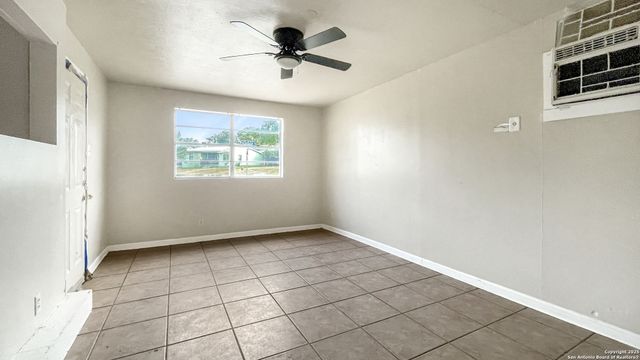 103 Pollydale Ave, San Antonio, TX 78223