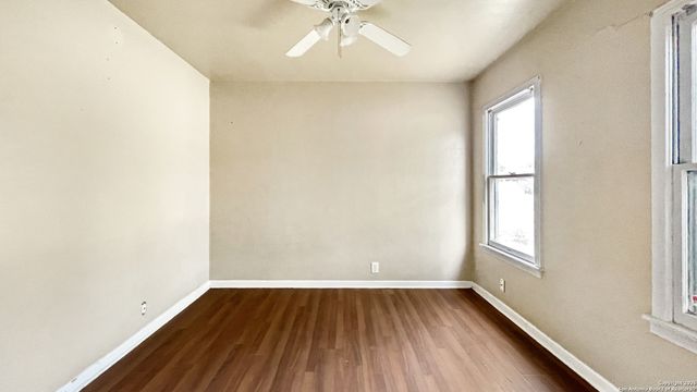 103 Pollydale Ave, San Antonio, TX 78223