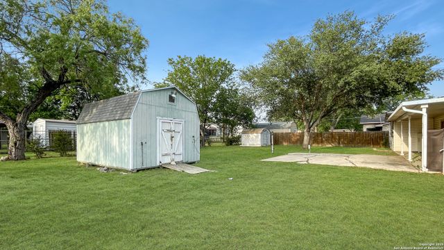 103 Pollydale Ave, San Antonio, TX 78223