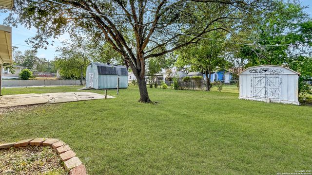 103 Pollydale Ave, San Antonio, TX 78223
