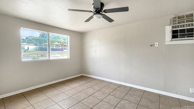 103 Pollydale Ave, San Antonio, TX 78223