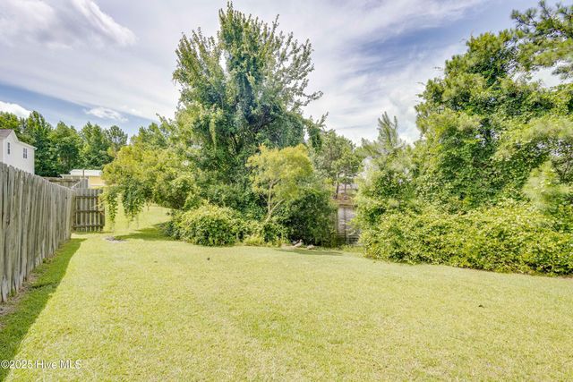 215 Rutherford Way, Jacksonville, NC 28540