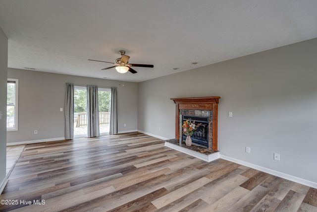 215 Rutherford Way, Jacksonville, NC 28540