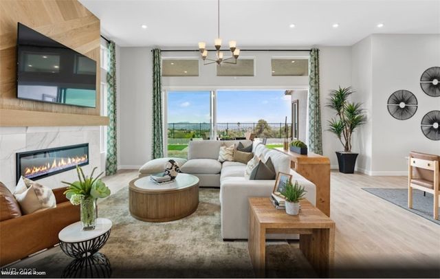 384 Arizona Street, Boulder City, NV 89005