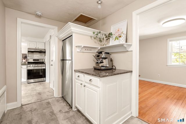27 Hilltop Drive, West Hartford, CT 06107