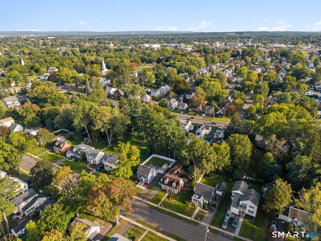 27 Hilltop Drive, West Hartford, CT 06107