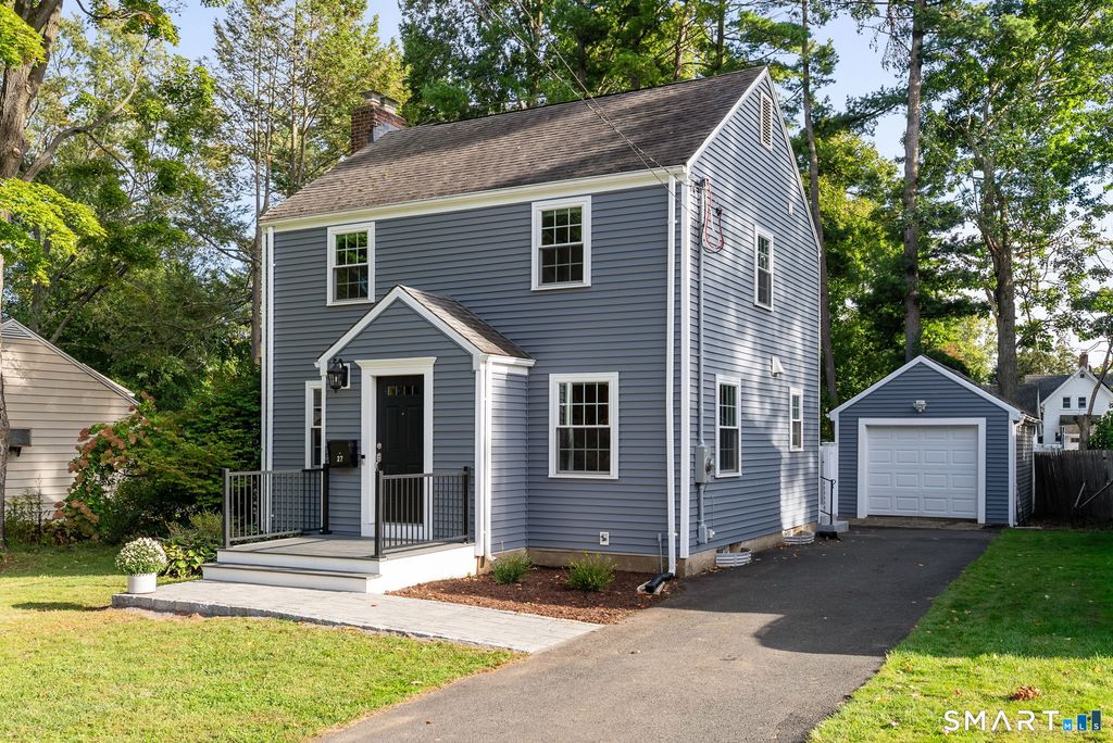 27 Hilltop Drive, West Hartford, CT 06107