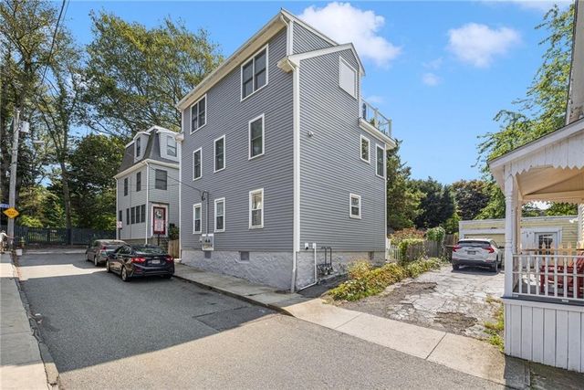77 Pope Street 2, Newport, RI 02840