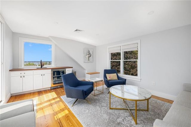 77 Pope Street 2, Newport, RI 02840