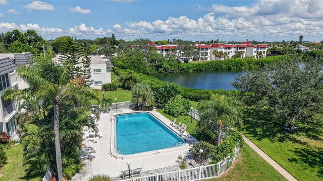 4601 CHANCELLOR STREET NE 144, St Petersburg, FL 33703