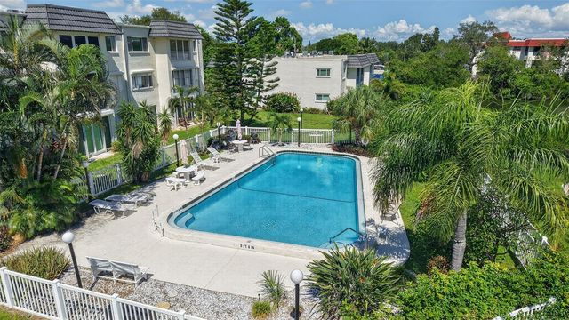 4601 CHANCELLOR STREET NE 144, St Petersburg, FL 33703