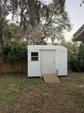 831 VIRGINIA AVENUE, Tarpon Springs, FL 34689