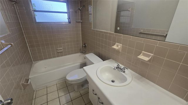 831 VIRGINIA AVENUE, Tarpon Springs, FL 34689