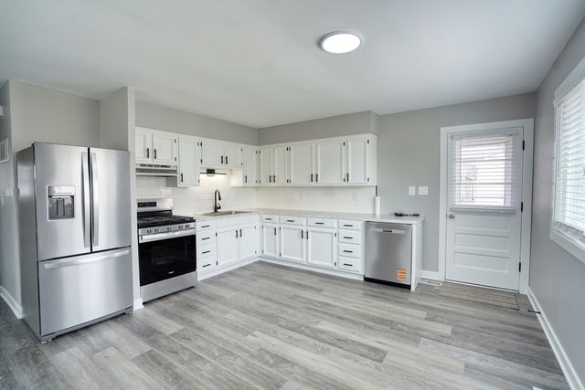 615 Best Avenue, Dekalb, IL 60115