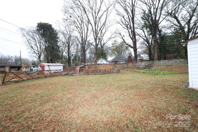 3301 Wiseman Drive, Charlotte, NC 28227