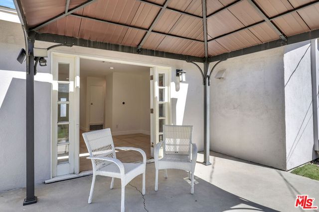 6421 Franrivers Avenue, West Hills, CA 91307