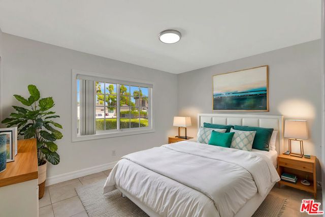 6421 Franrivers Avenue, West Hills, CA 91307