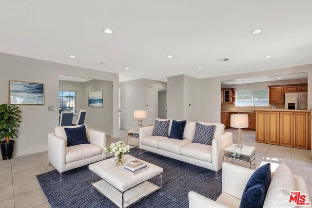 6421 Franrivers Avenue, West Hills, CA 91307