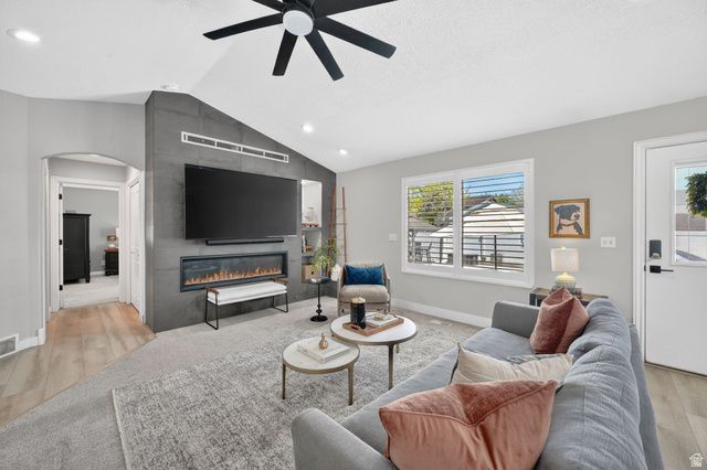 1031 S 1525 W, Syracuse, UT 84075
