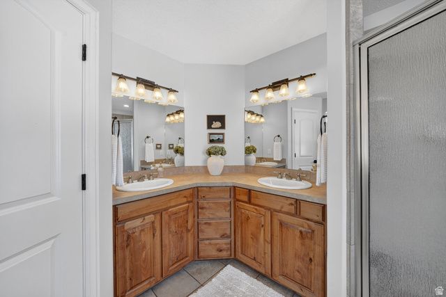 1031 S 1525 W, Syracuse, UT 84075