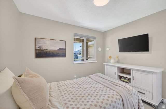 1031 S 1525 W, Syracuse, UT 84075