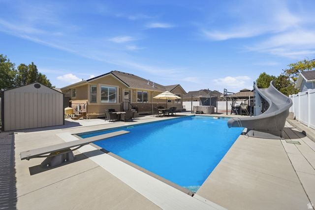 1031 S 1525 W, Syracuse, UT 84075