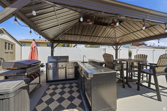 1031 S 1525 W, Syracuse, UT 84075