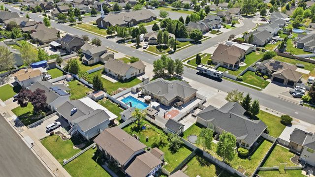 1031 S 1525 W, Syracuse, UT 84075