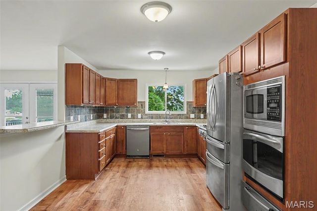 2790 Rosewood Drive, Arnold, MO 63010