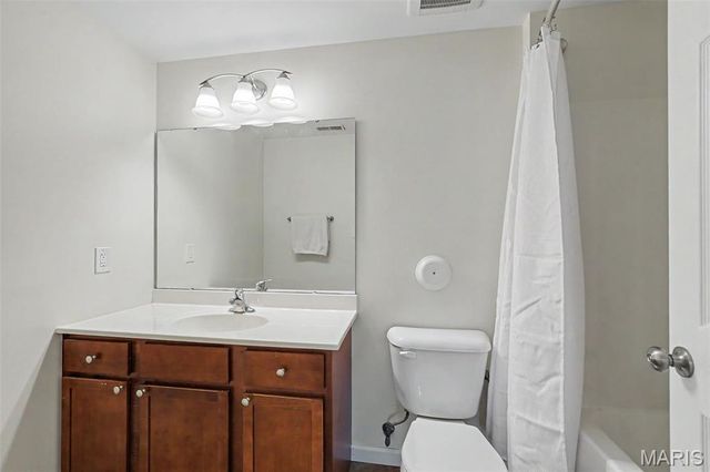 2790 Rosewood Drive, Arnold, MO 63010
