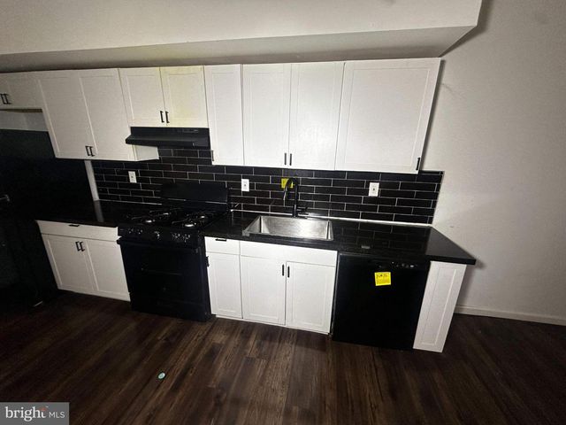 1313 S PAXON ST, Philadelphia, PA 19143