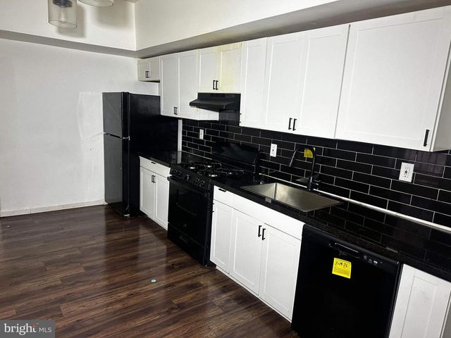 1313 S PAXON ST, Philadelphia, PA 19143