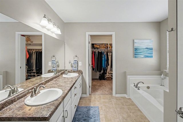 1804 Kristina Drive, White Lake, MI 48386