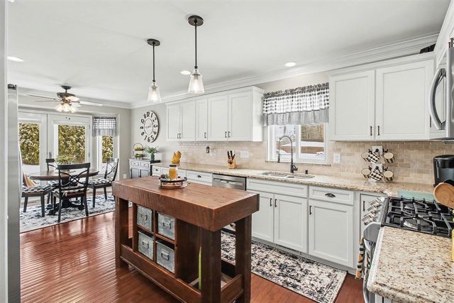 1804 Kristina Drive, White Lake, MI 48386