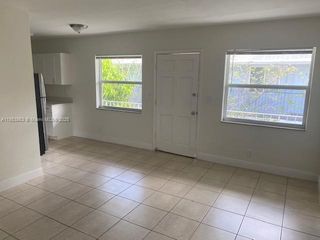 452 SW 4th Ave 5, Fort Lauderdale, FL 33315