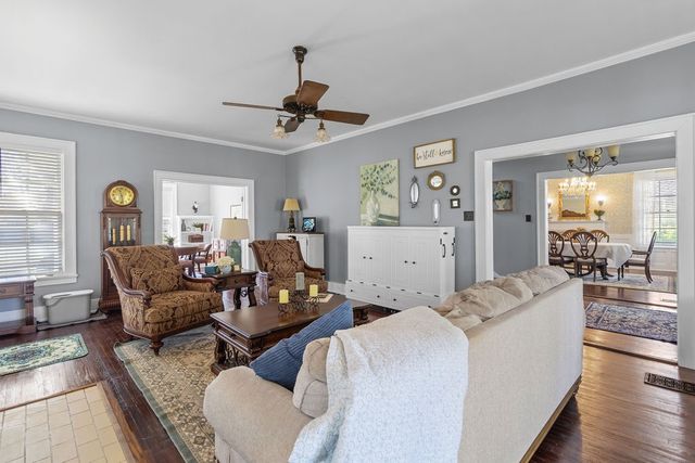 1200 Park Drive, Hillsboro, TX 76645