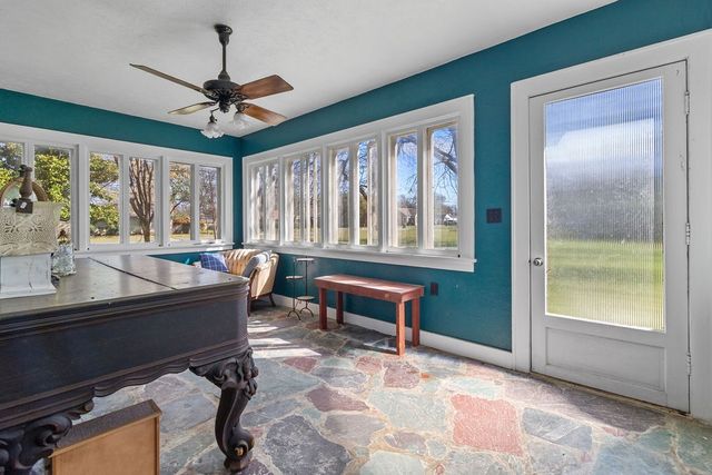 1200 Park Drive, Hillsboro, TX 76645