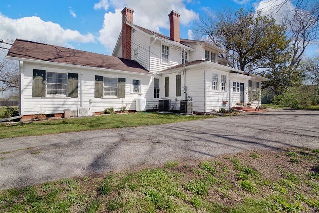 1200 Park Drive, Hillsboro, TX 76645