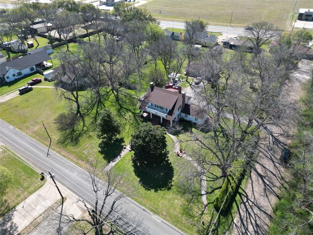 1200 Park Drive, Hillsboro, TX 76645